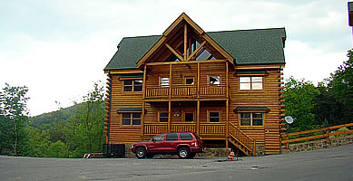 Movie Room Retreat - Pigeon Forge Cabin rental with indoor theater and mountain views. Just minutes to the Parkway in Pigeon Forge. 